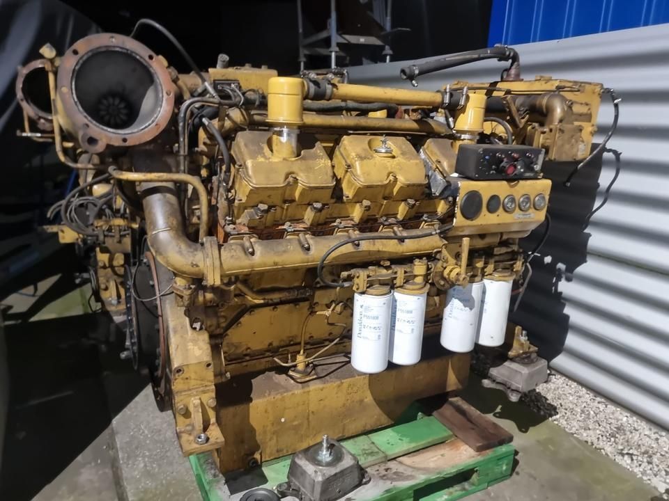 2x CAT Motoren 3412 E (1)