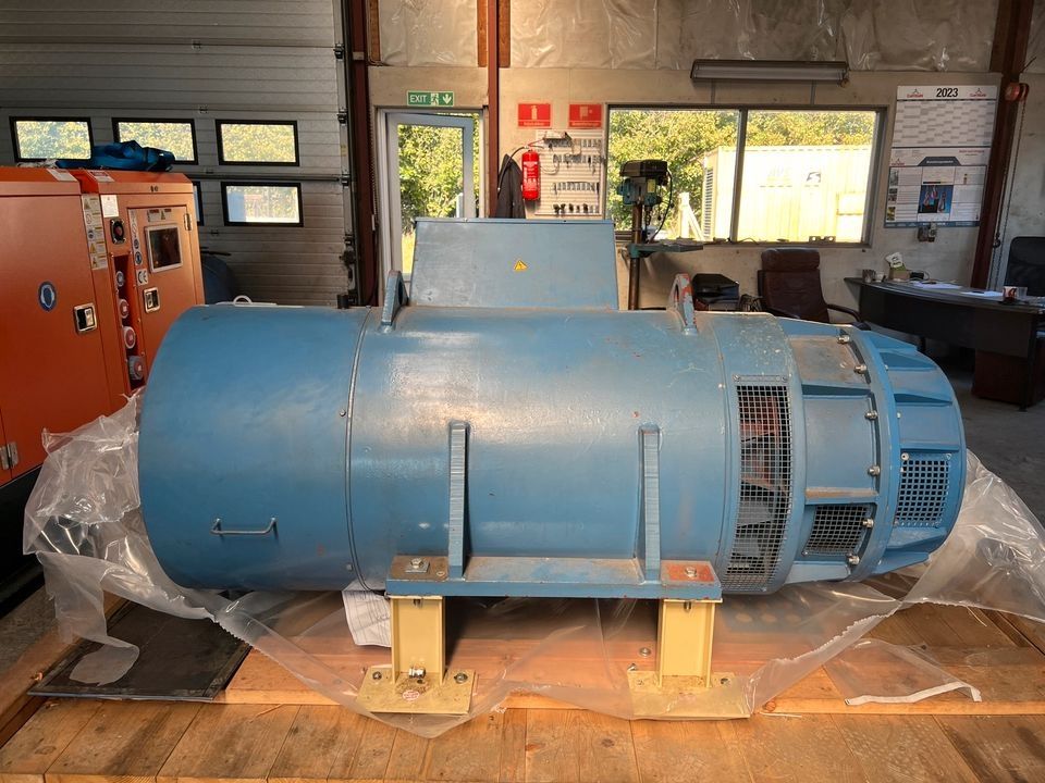 AEG Generator 800 KVA Stromerzeuger Stromaggregat Marine