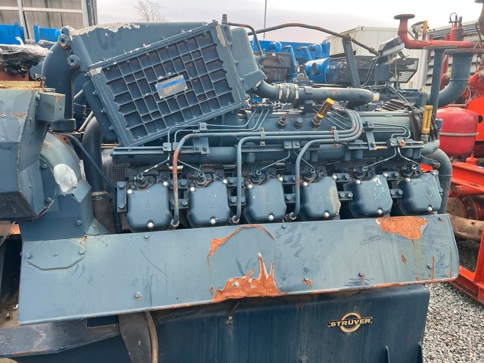Deutz Motor BA12M816 (1)