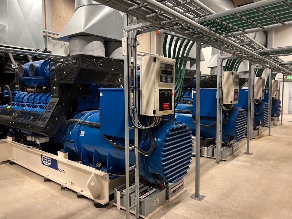12X NOTSTROMAGGREGAT PERKINS 2100 KVA
