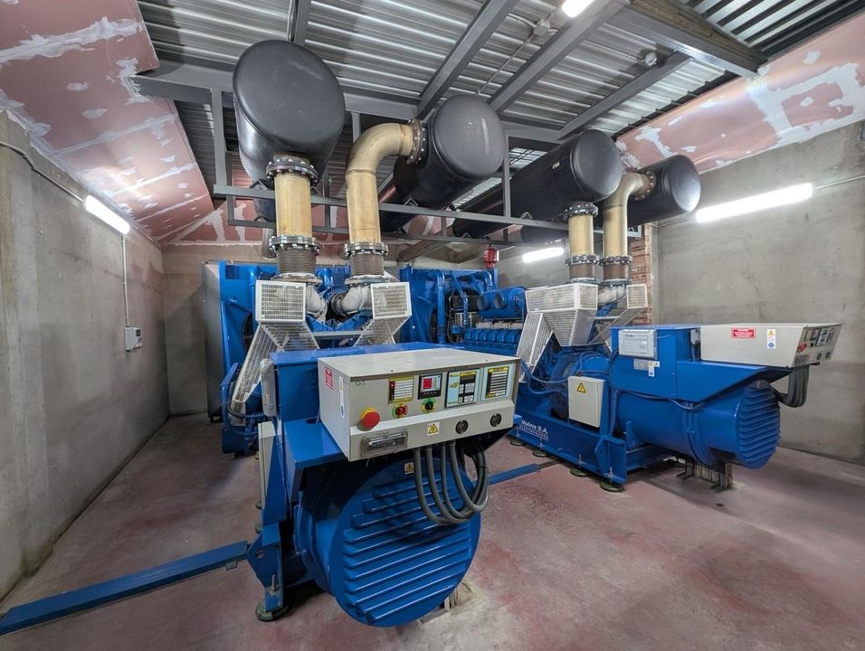 Perkins 2000 KVA (2)